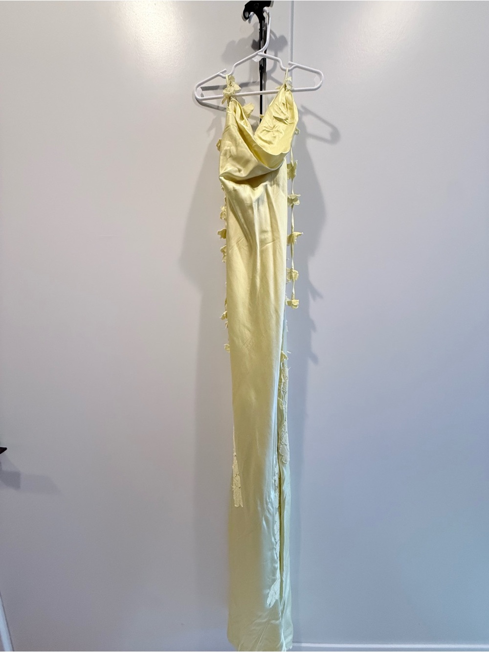 Inaya Gown in Butter Yellow NBD NWT - Picture 2 of 4